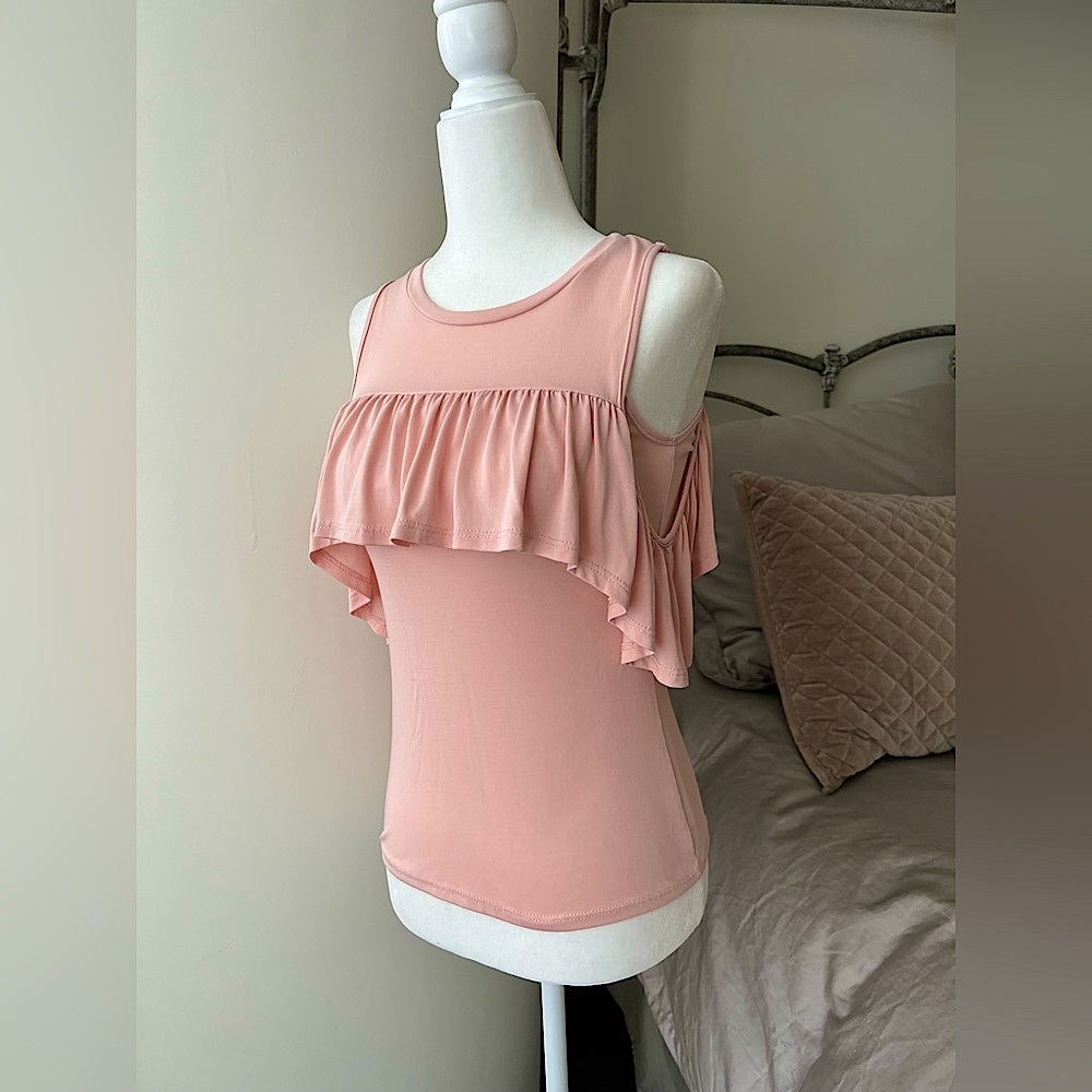 AQUA BLOOMINGDALES Ruffle Sleeveless Cold-Shoulder Top